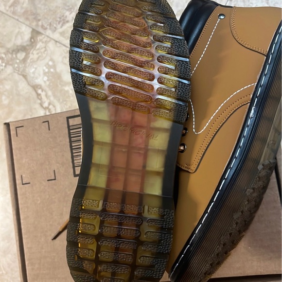 Military Fashion Combat Boots - Lace Up Threaded Lug Sole Ankle Bootie - Picture 6 of 7